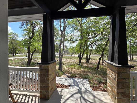 3rd image of 114 County Road 6863