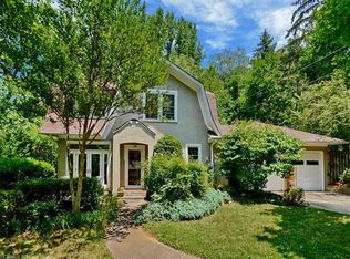 65 W Kensington Rd, Asheville, NC 28804