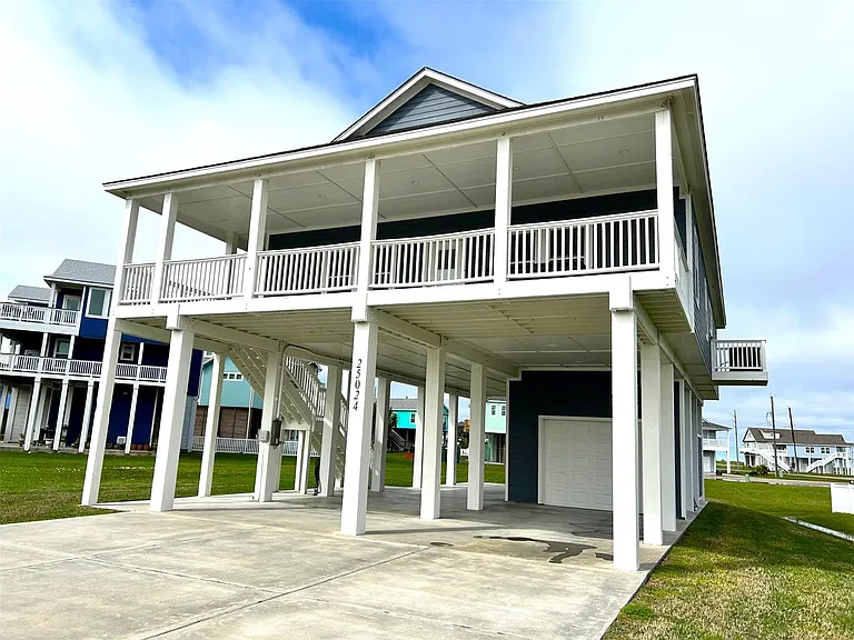 25024 Sausalito Dr — Photo 18