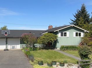1119 W 10th St, Port Angeles, WA