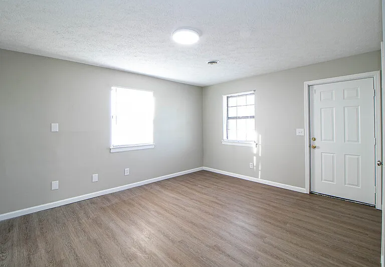 404-10 Thompsonville Ln — Photo 4