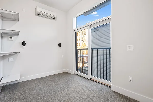 Rented by Reavis | media 42