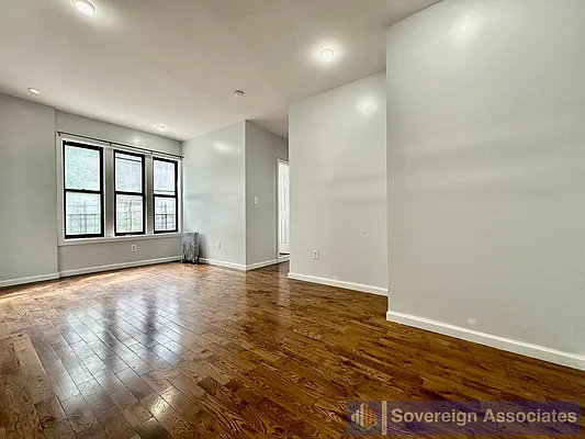 Rented by Sovereign Associates | media 3