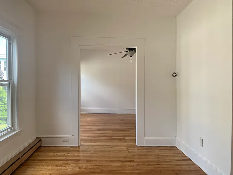 314 Plantation St — Photo 13