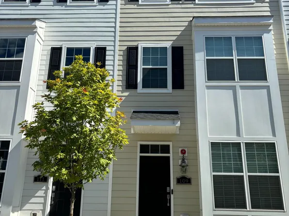 109 King St, Bensalem, PA 19020