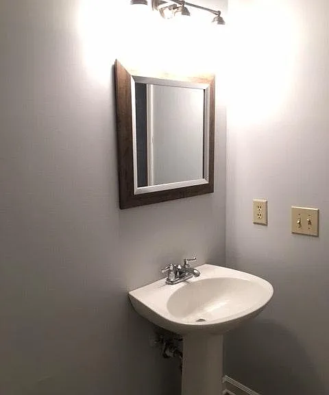Half Bathroom downstairs