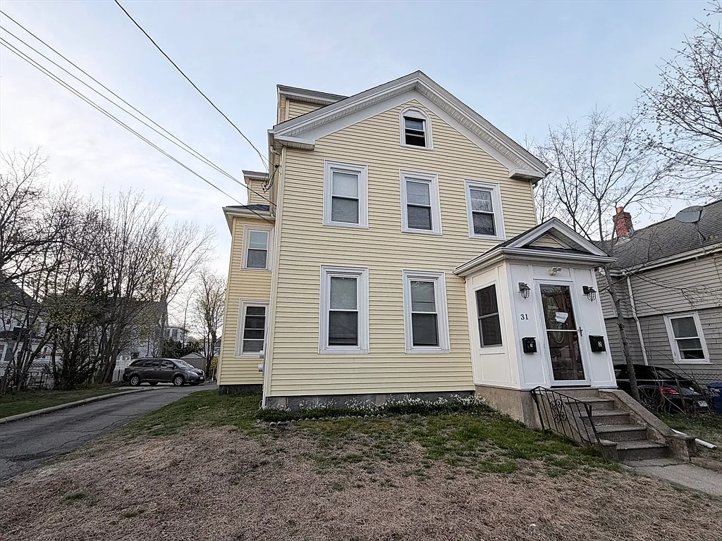 Building Photo - 31 Quincy St #31