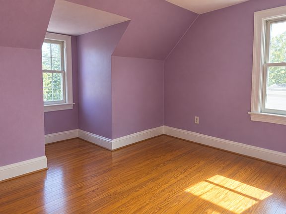 5th image of 309 Liberty Ave