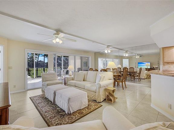 2nd image of 26900 Wedgewood DR #305
