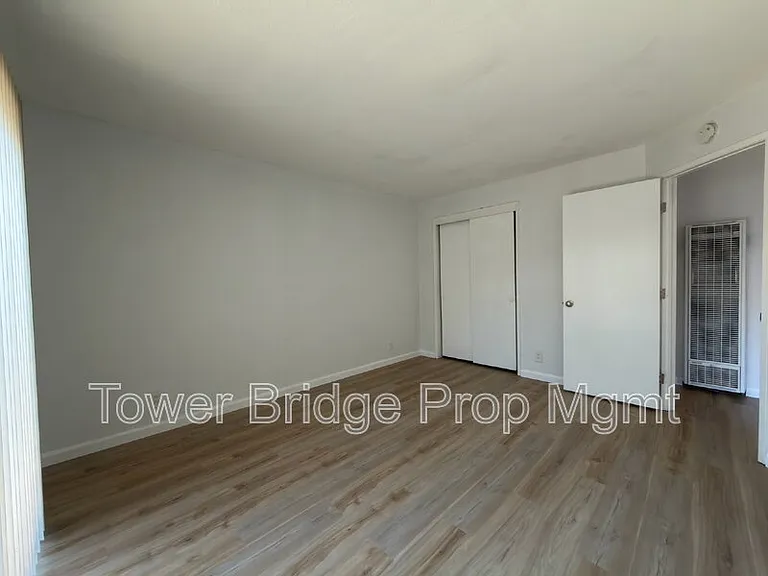 1724 Wright St #2 — Photo 12