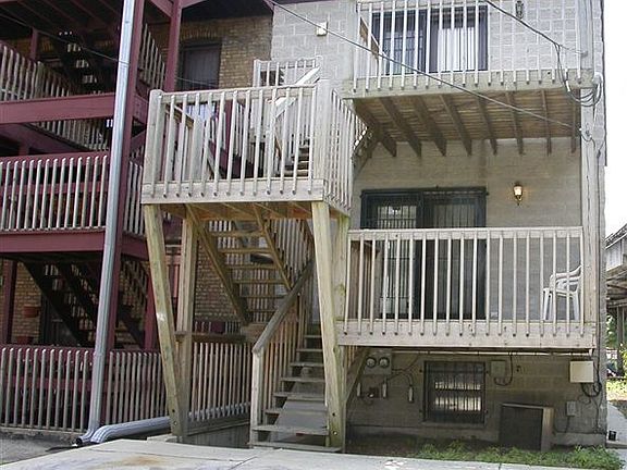 3rd image of 938 W Willow St #1730200