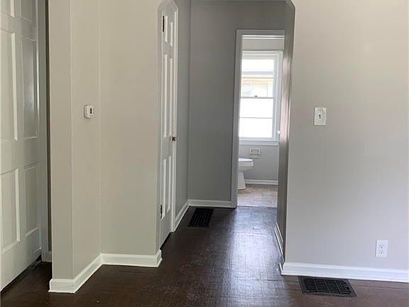 5th image of 5502 Carrollton Ave