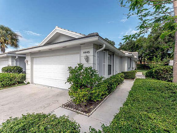 2nd image of 4445 Lacey Oak Dr