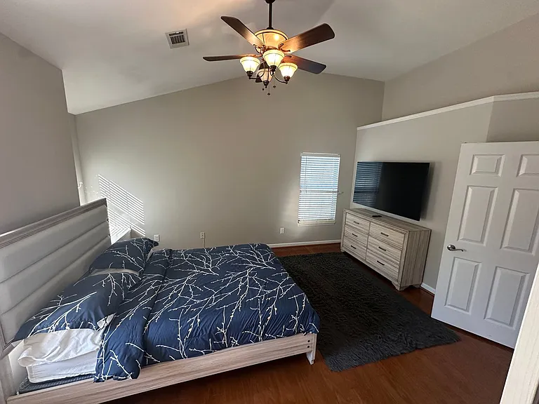 2402 Brookstone Pl — Photo 10