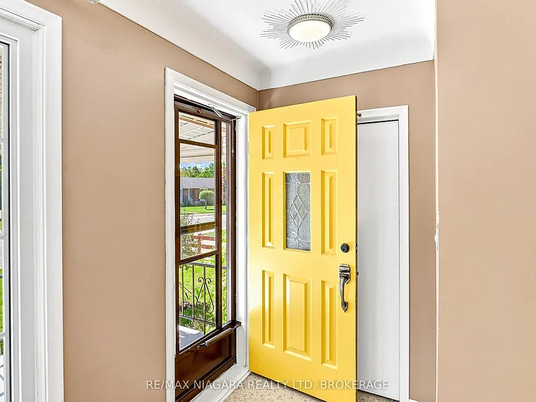 6521 Caledonia St — Photo 5