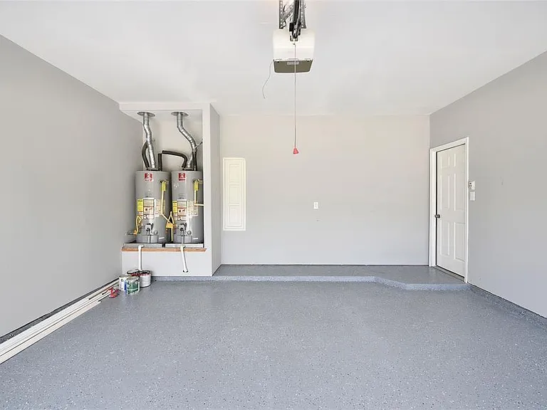 2714 Indigo Stone Ln — Photo 36