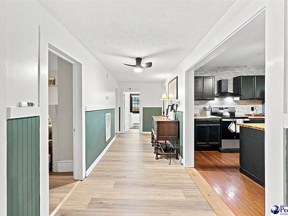 4th image of 222 E Wine St