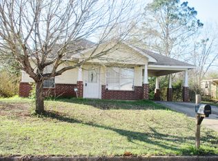 1605 Tremont St, Jacksonville, TX 75766