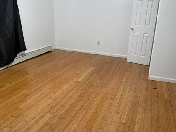 14549 110th Ave Floor 1, Jamaica, NY 11435