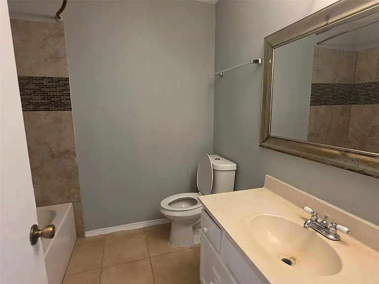 10526 Chapel Hill Dr — Photo 19