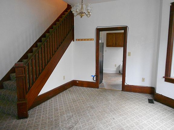 3rd image of 144 S Carlisle St