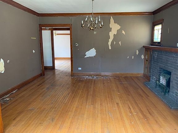 5th image of 1832 S Austin Blvd
