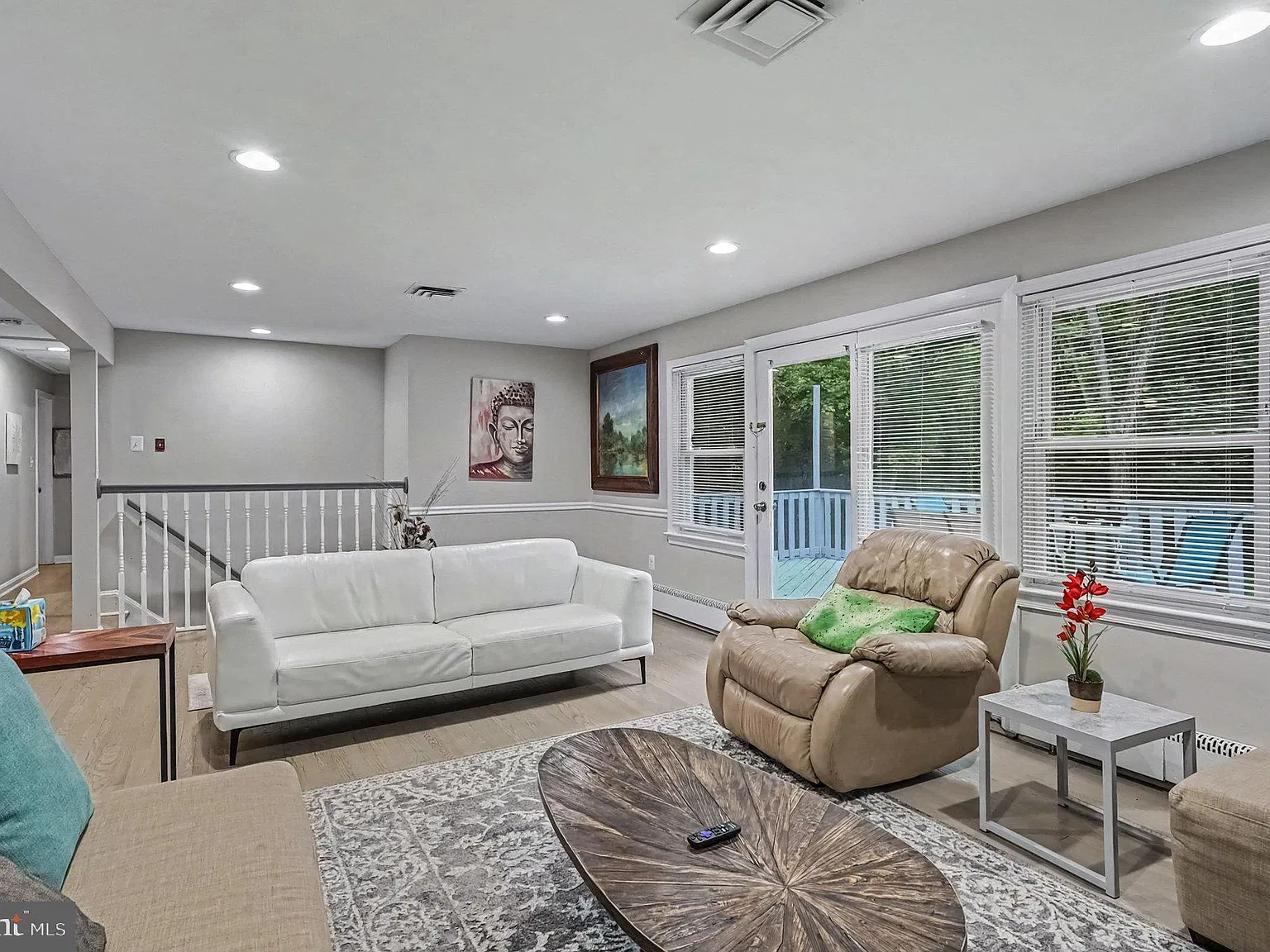 4 bed, 3.0 bath, 1416 sqft, $4,500 — Photo 4