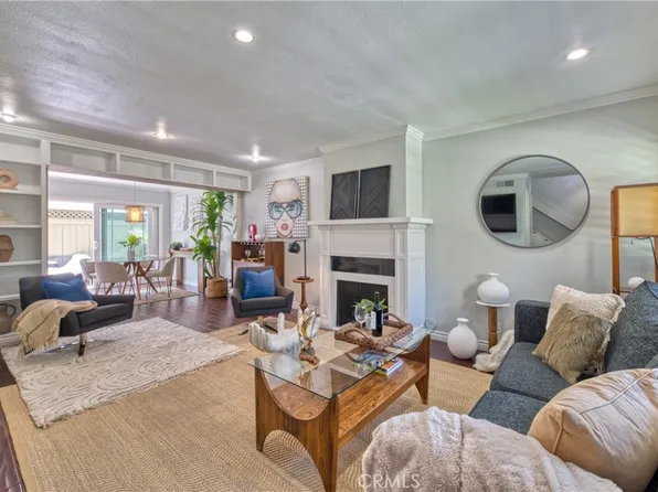 25 Sand Dollar Ct #19, Newport Beach, CA 92663