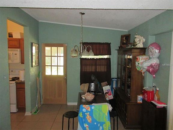 4th image of 137 Balsam Dr