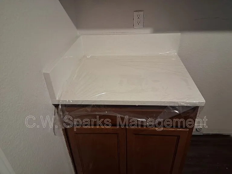 13651 Biggs St — Photo 25
