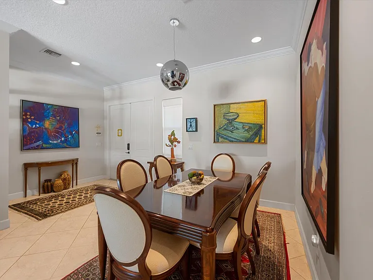 8152 Butler Greenwood Dr — Photo 5