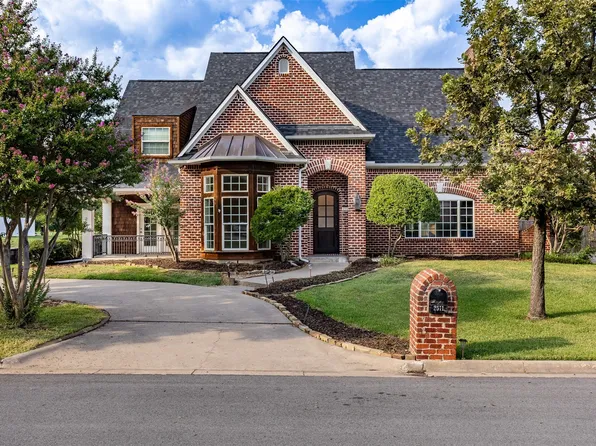 2511 Hidden Valley Trl, Sherman, TX 75092