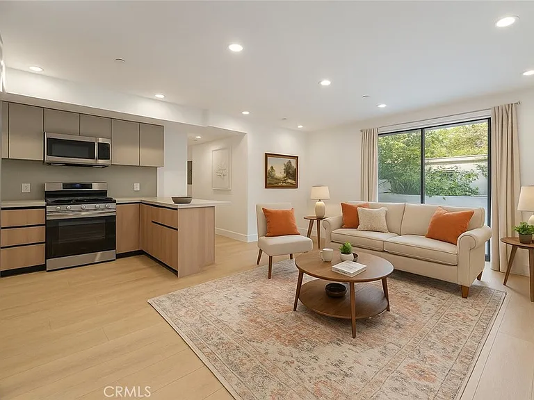 7510 Sepulveda Blvd #101 — Photo 1