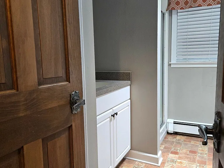 110 Bicentennial Ct — Photo 22