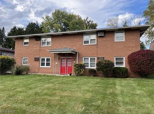 862 Cook Ave, Youngstown, OH