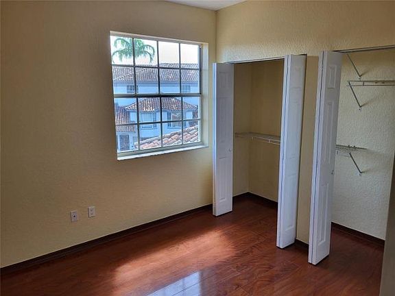5th image of 715 SW 148th Ave APT 602