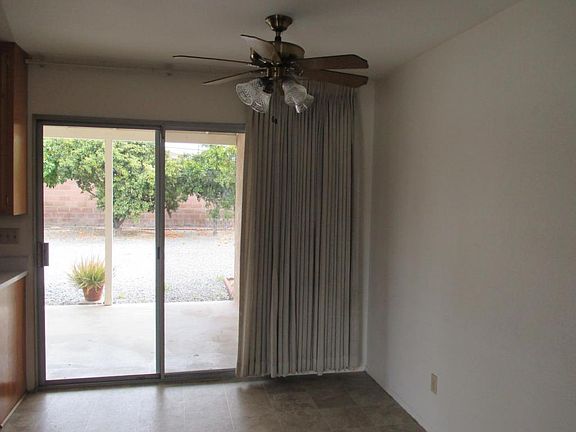 5th image of 26168 Champagne Cir