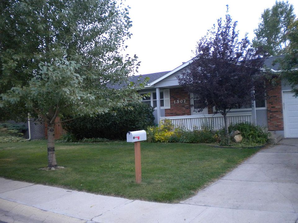 1st image of 1502 Symons St