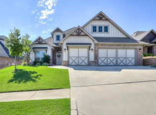 8208 Crew Ln, Edmond, OK 73034