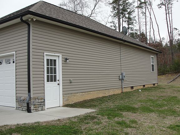 4th image of 387 Wittenburg Springs Dr
