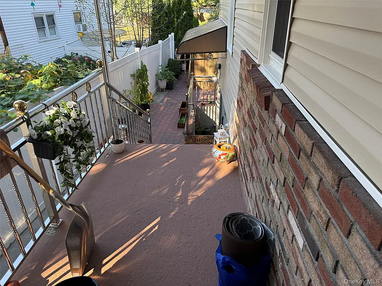 28 Tunis Ave #1 — Photo 4
