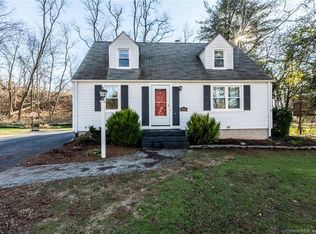 135 Ellsworth St, Newington, CT 06111
