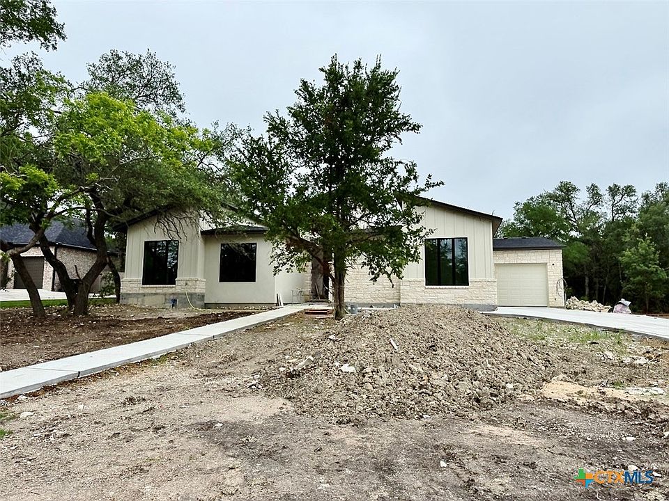 1st image of 6919 Castlerock Dr