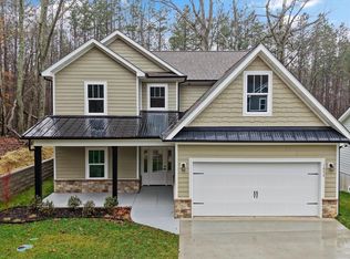 1852 Green Meadows Ln, Lenoir City, TN 37771