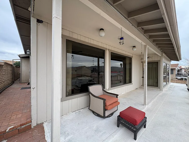 1464 Riverfront Dr — Photo 7