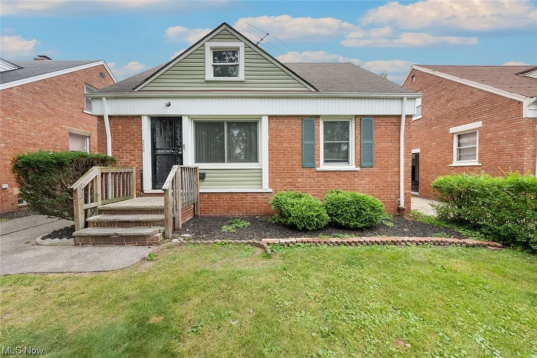 5658 South Blvd photo 1