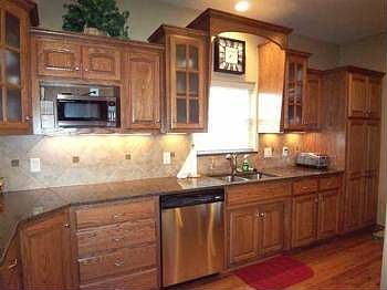 5th image of 3248 Marian Ln