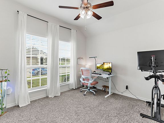 3rd image of 3030 Moccasin Ln