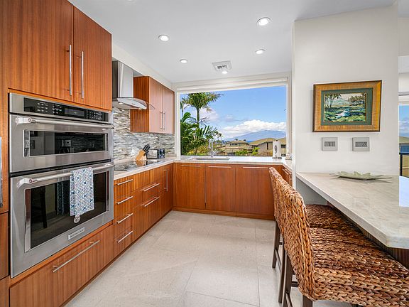 4th image of 500 Bay Dr #12B1-2
