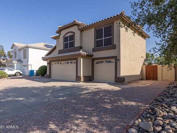 2nd image of 3243 E Rosemonte Dr